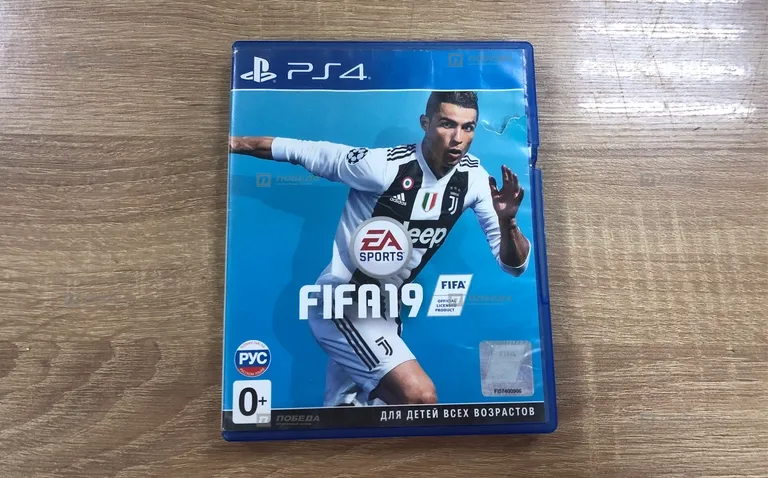 PS4. Диск PS4 FIFA 2019