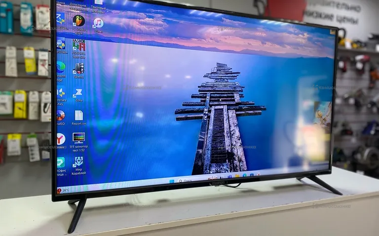 Телевизор Prestigio PTV40SS07Y