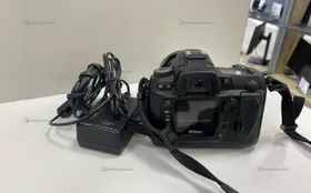 Фотоаппарат  Nikon D70S + Объектив