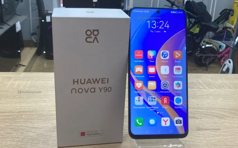 Huawei Nova Y90 4/128 ГБ