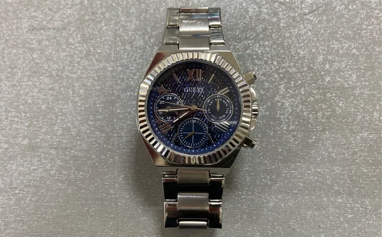 Часы Guess GW0769L1