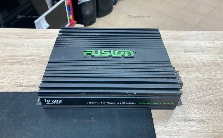 Усилитель  Fusion FP-402