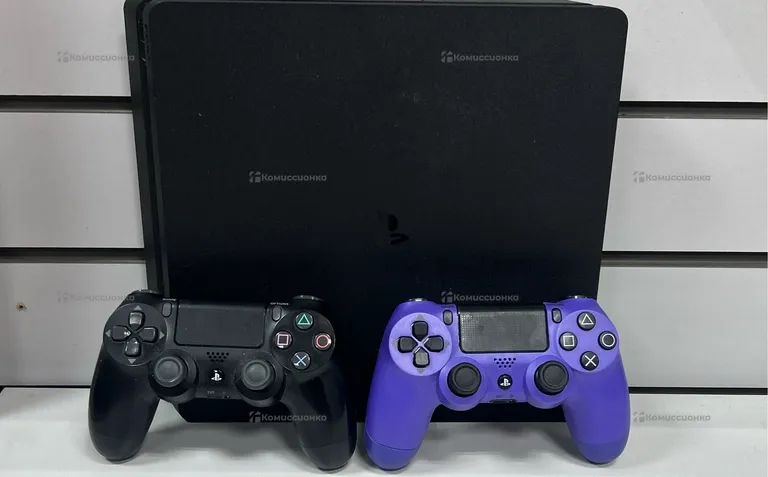 Приставка PS4. slim 1tb