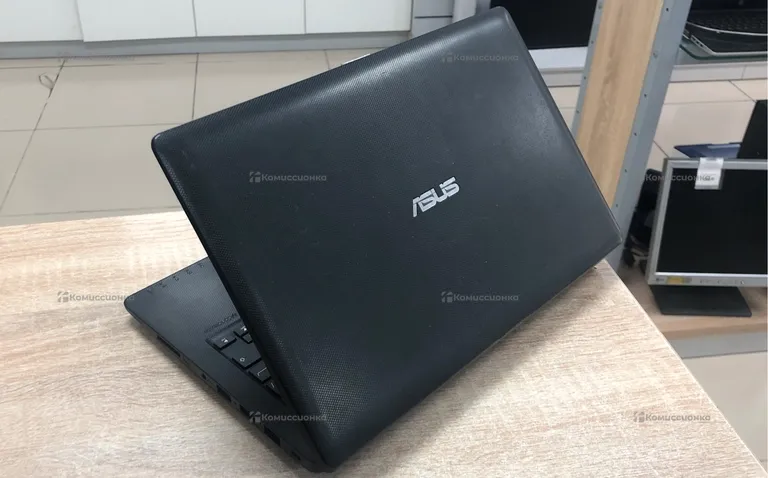 Ноутбук Asus X200M