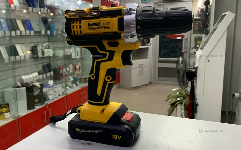 Дрель-Шуруповерт Dewalt(реплика) Li-Ion Drill
