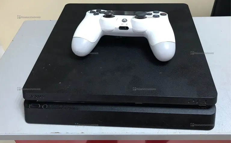 Приставка PlayStation Slim 4 1 tb
