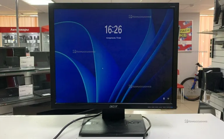 Монитор Acer V193 b
