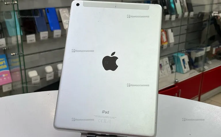 Планшет Apple Apple iPad 6 поколения 32GB