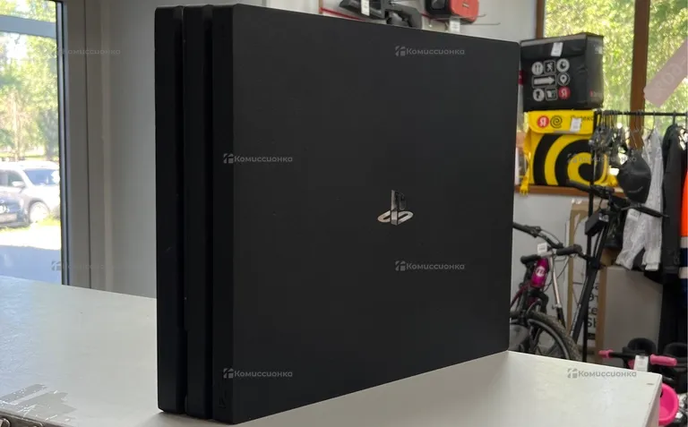 Приставка PS4. Pro 1 Tb.