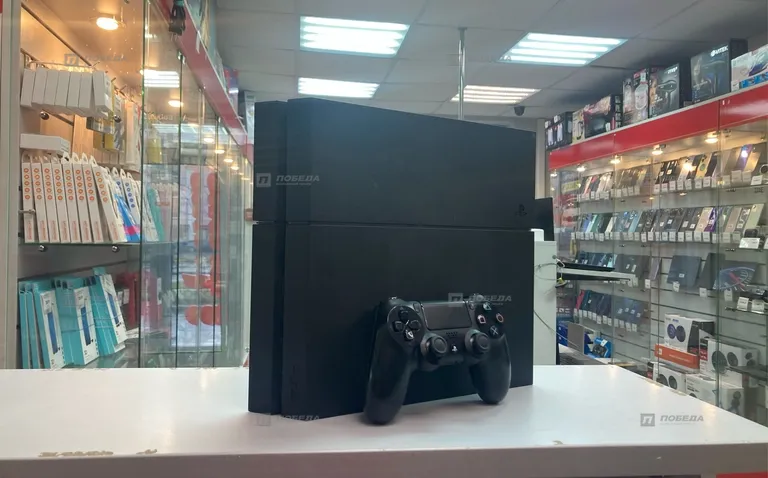 Приставка ps4 1 tb