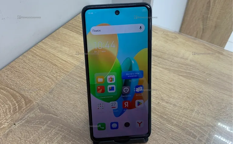 Tecno tecno spark 20c 4/128