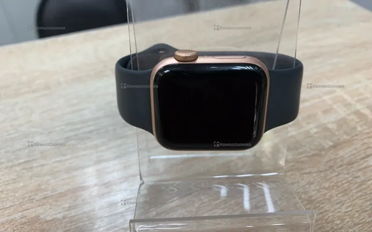 Часы Apple Watch se 40mm
