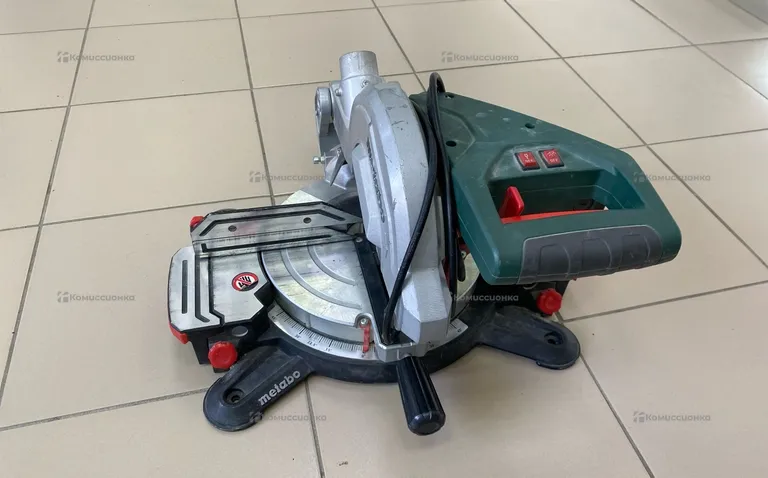 торцовочная пила METABO KS216M