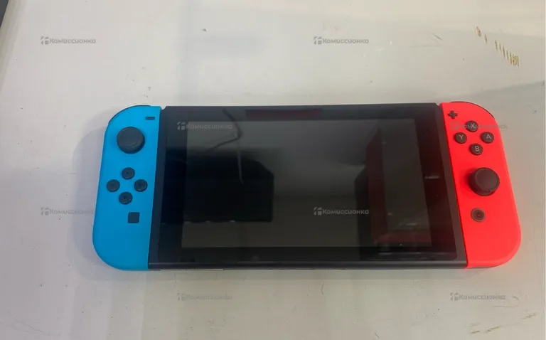 Приставка Nintendo Switch HAC-001