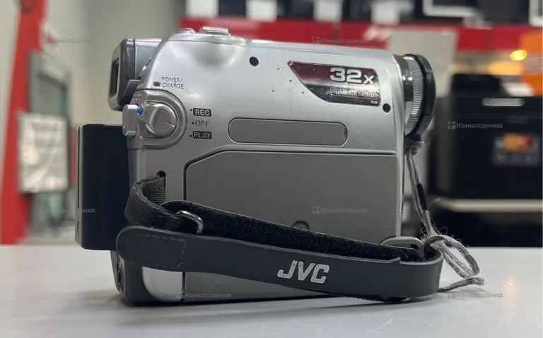 Видеокамера JVC 32X
