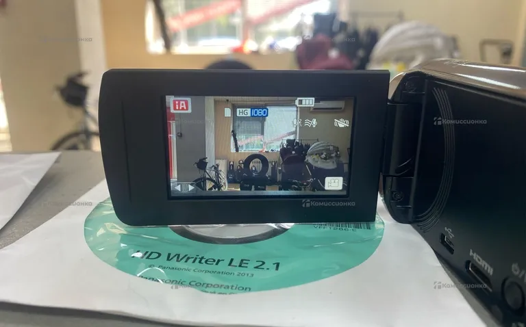 Видеокамера  Panasonic HC-V250