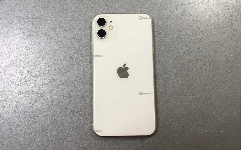 Apple IPhone 11 64 ГБ