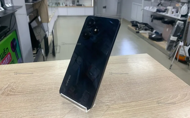 Infinix Hot 30i 4/64 ГБ