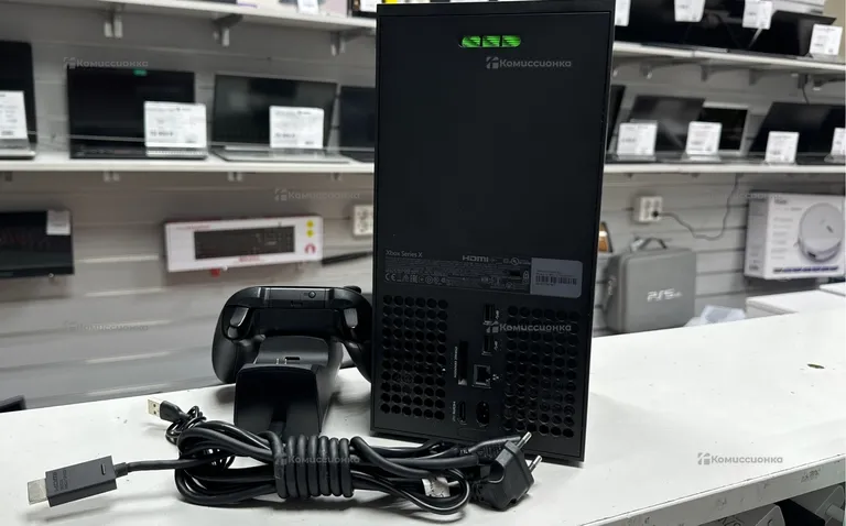 Приставка Xbox Series X 1 TB