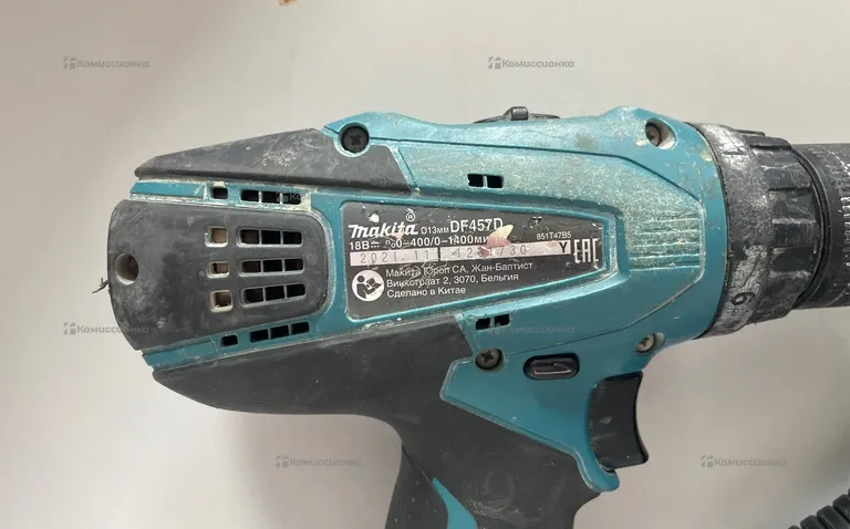 Дрель-шуруповерт makita DF457DWE
