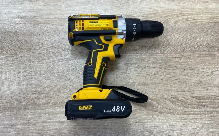 дрель шуруповерт Dewalt 18V (реплика)