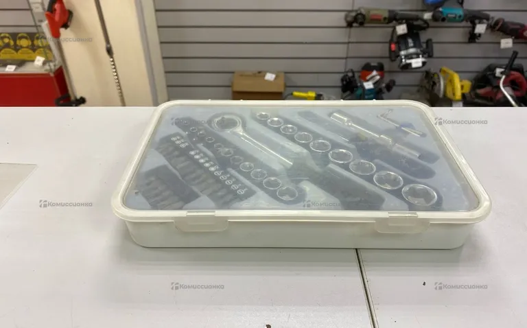 47 pcs