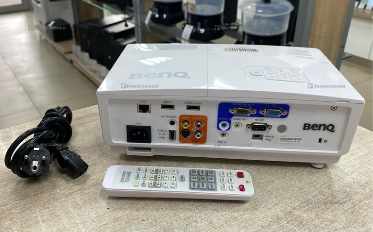Проектор BENQ SH753+