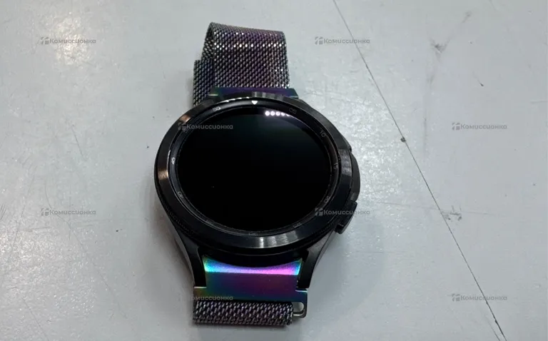 Часы  Samsung Galaxy Watch 4 clasic