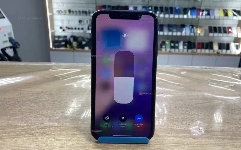Apple iPhone 11 64 ГБ