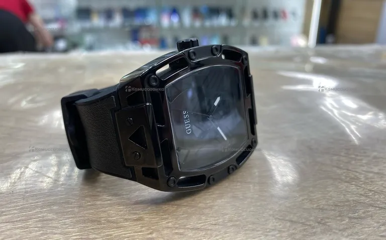 Часы Guess gw0500g2
