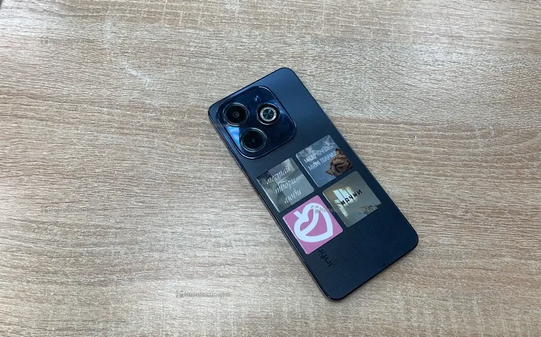 Infinix HOT 40i