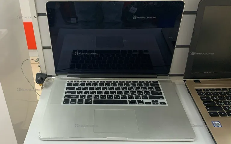 Ноутбук  MacBook 15 2015