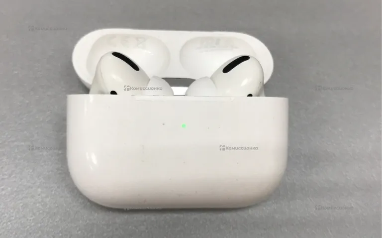 Наушники Apple AirPods Pro