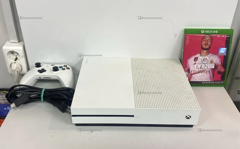 Приставка Xbox one s 1 ТБ с дисководом