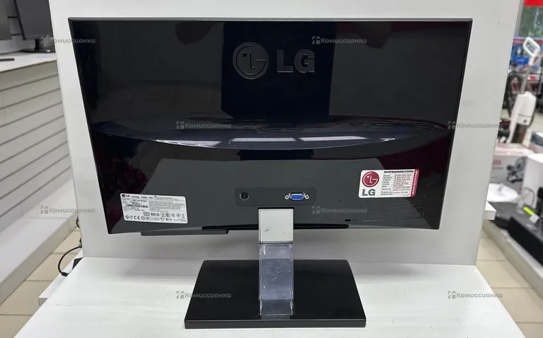 Монитор LG Flatron E1960S