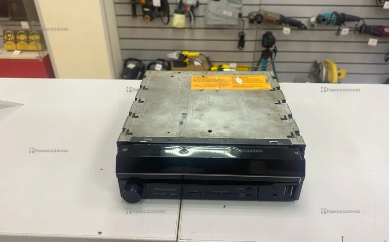 Автомагнитола  pioneer avh 5400-dvd
