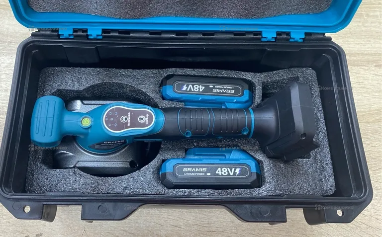 Аккумуляторная виброприсоска для плитки Gramis 18V