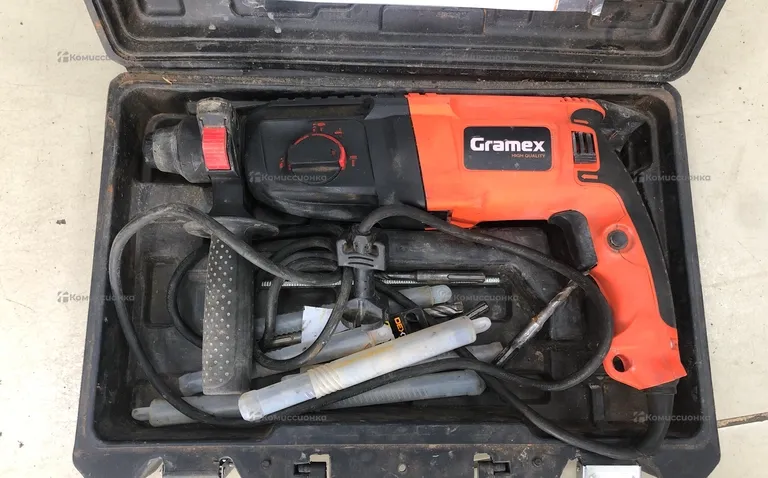 Перфоратор GRAMEX HRH-980