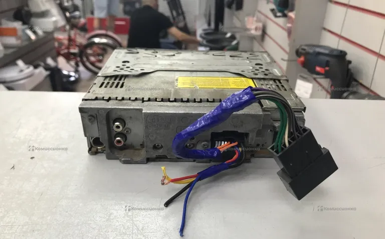 Автомагнитола  Pioneer DEH-4000UB