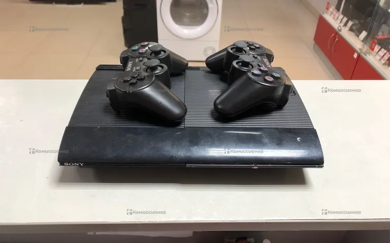 Приставка Sony ps3 slim 500g+ 5 дисков, 2 джойстик