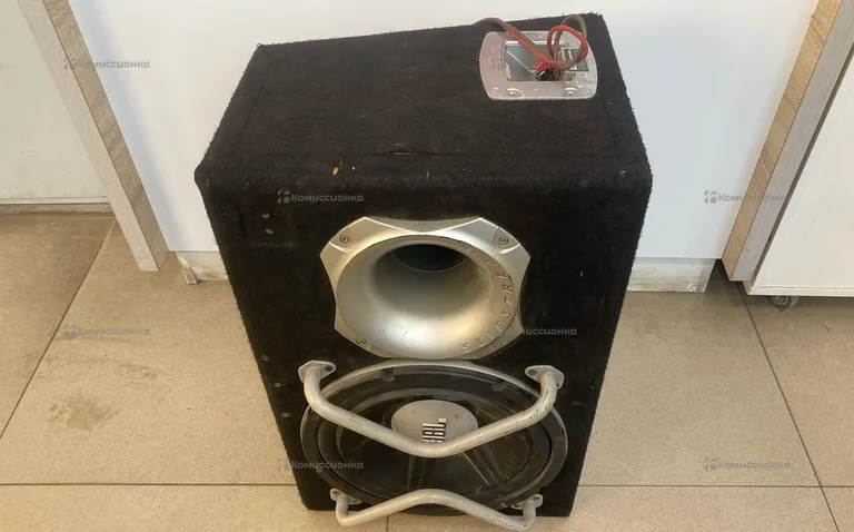 Сабвуфер  JBL Slipstream