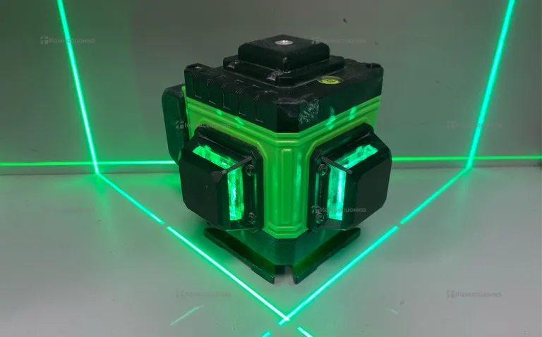 Лазерный уровень Zitrek 4D Green