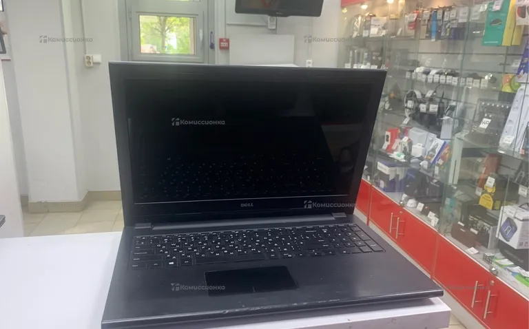 Ноутбук Dell Inspirion 15 P40F
