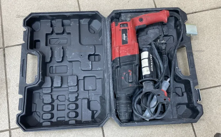Перфоратор ELITECH П 3-28РЭМ (E2205.016.00)