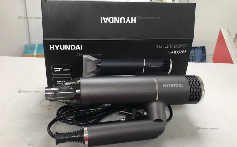 Фен Hyundai h-hd0765