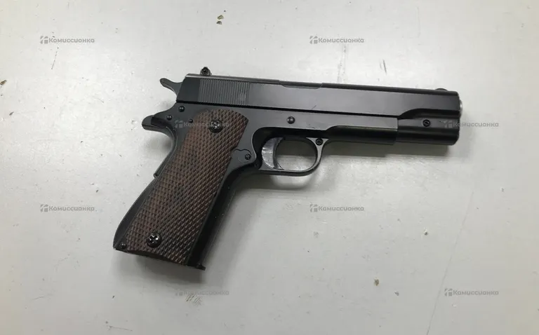 Пистолет Colt