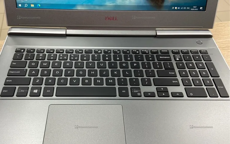 Ноутбук  Dell 7570