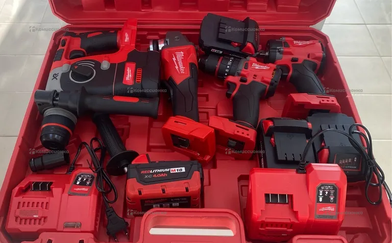 Набор инструментов Milwaukee 4В1