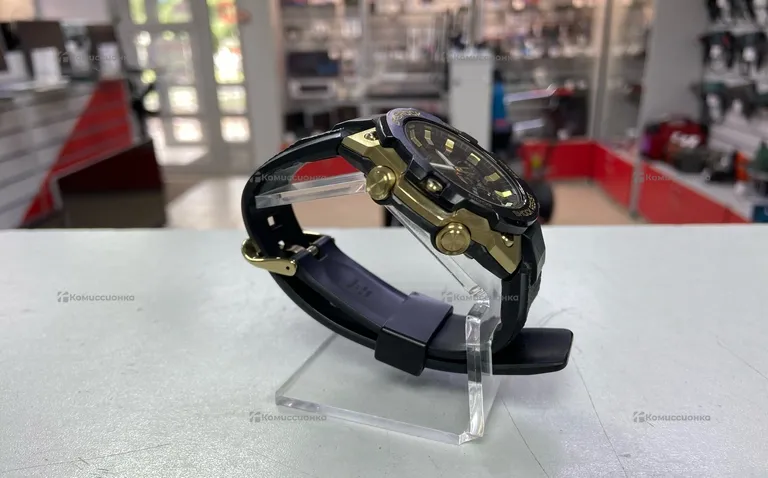 Часы  Casio G-SHOCK GST-B400