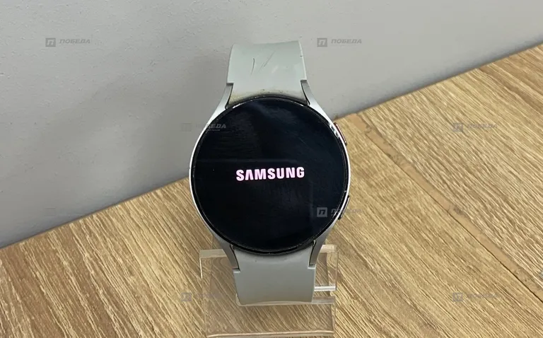 Умные часы Samsung Galaxy Watch 4 44mm